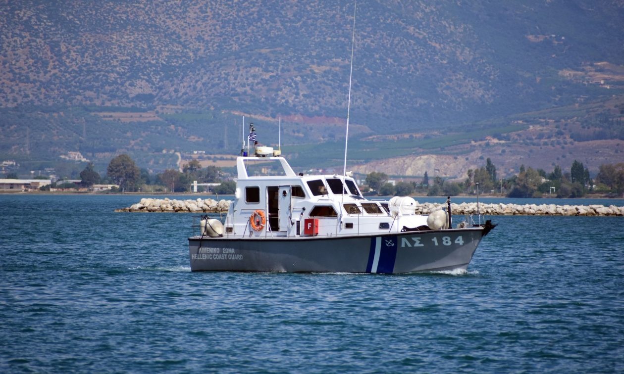 Επίθεση σε καπετάνιο τουριστικού σκάφους