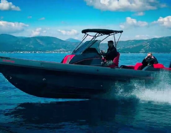 boat-test-Δοκιμή-Mazziena-open-26-sp-με-susuki-2x-150hp