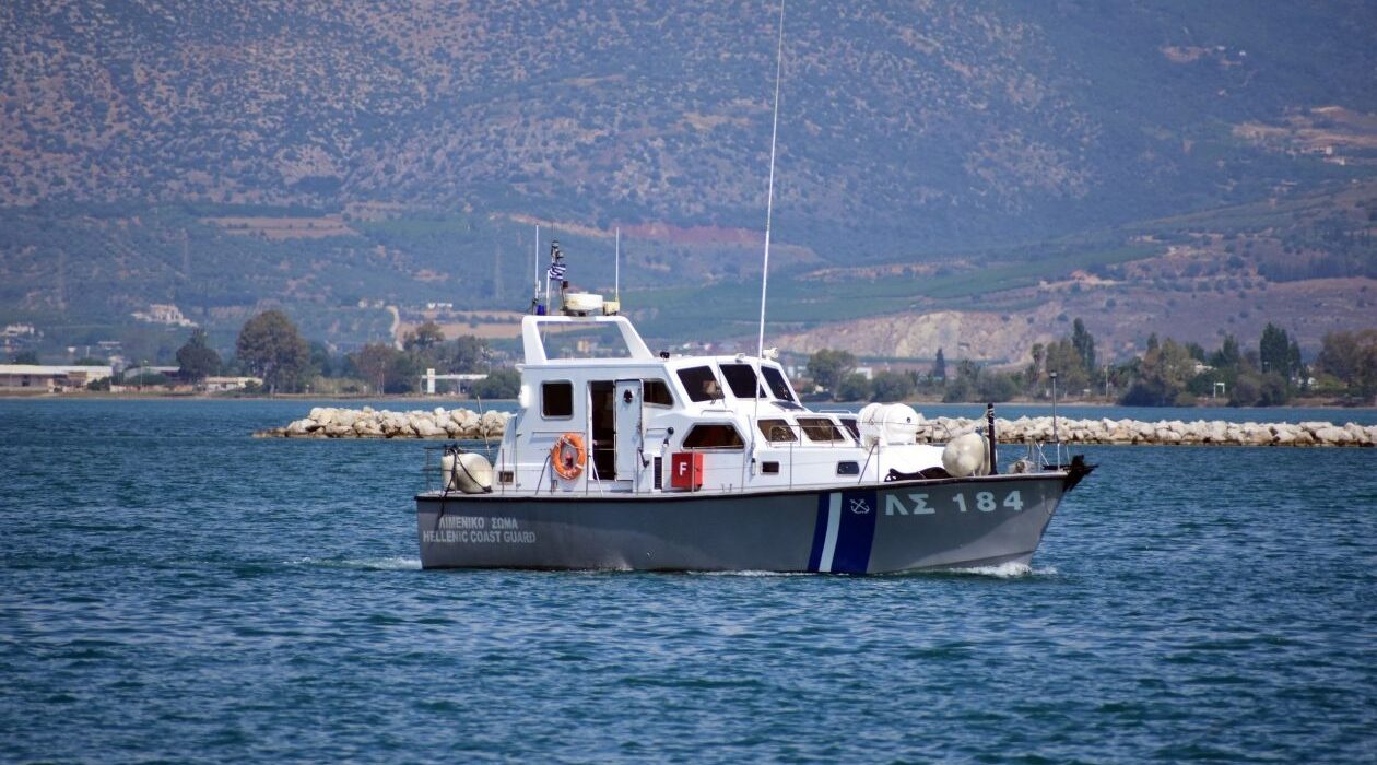 Επίθεση σε καπετάνιο τουριστικού σκάφους